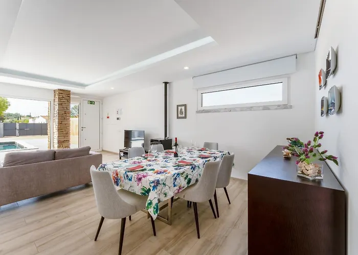 Almargens By Algarve Holidays Villa